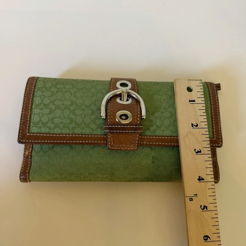 Coach SOHO Green Mini Signature C Canvas Leather Buckle Bi-Fold Wallet VTG Y2K